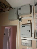 Здание, 2-этажное, общ.пл. 524,2 кв. м., неотделимые улучшения: охранная система, пожарная сигнализация, система видеонаблюдения, право аренды на земельный участок 1133 кв. м: Республика Коми, г. Печора, ул. Свободы, д. 3, 2-этажное здание